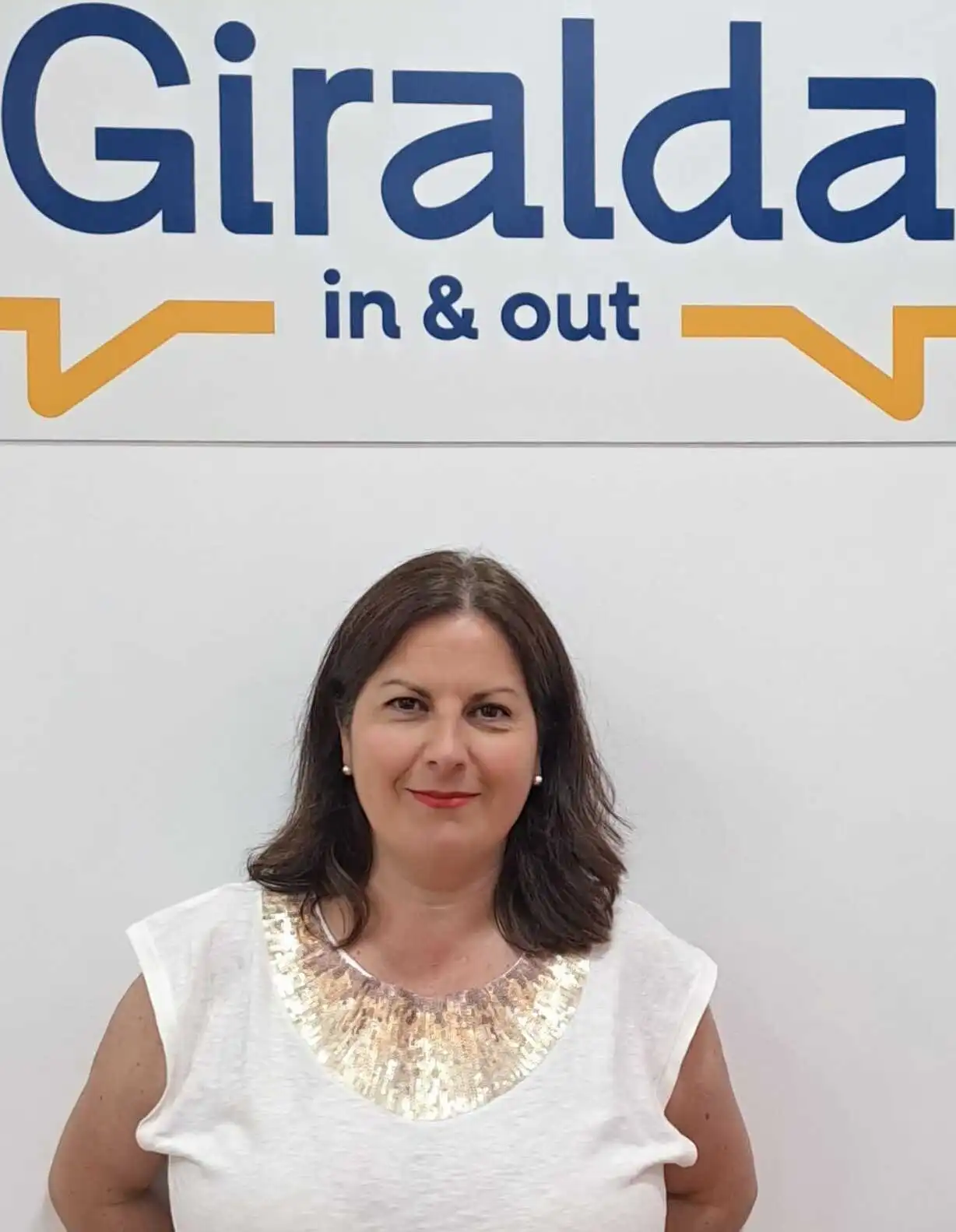 Equipo Giralda In and Out