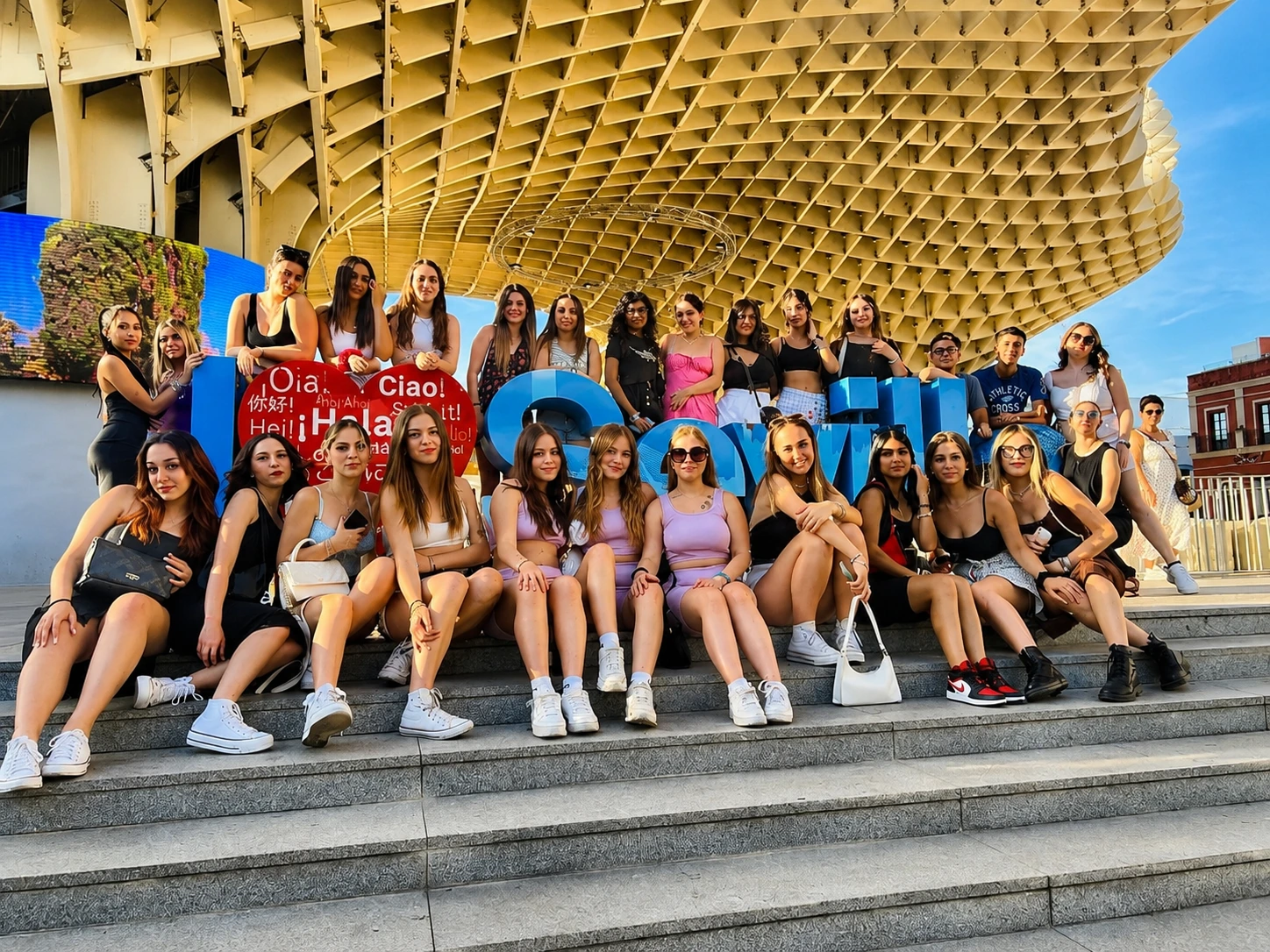Student group on a cultural trip in Seville, part of our Spanish courses for groups